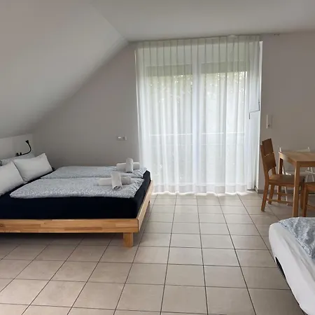 Boardinghouse Casita Amann アパート *